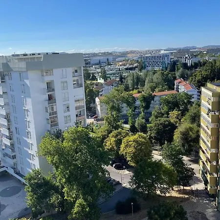 Cozy Apartment With Airport View Lisboa